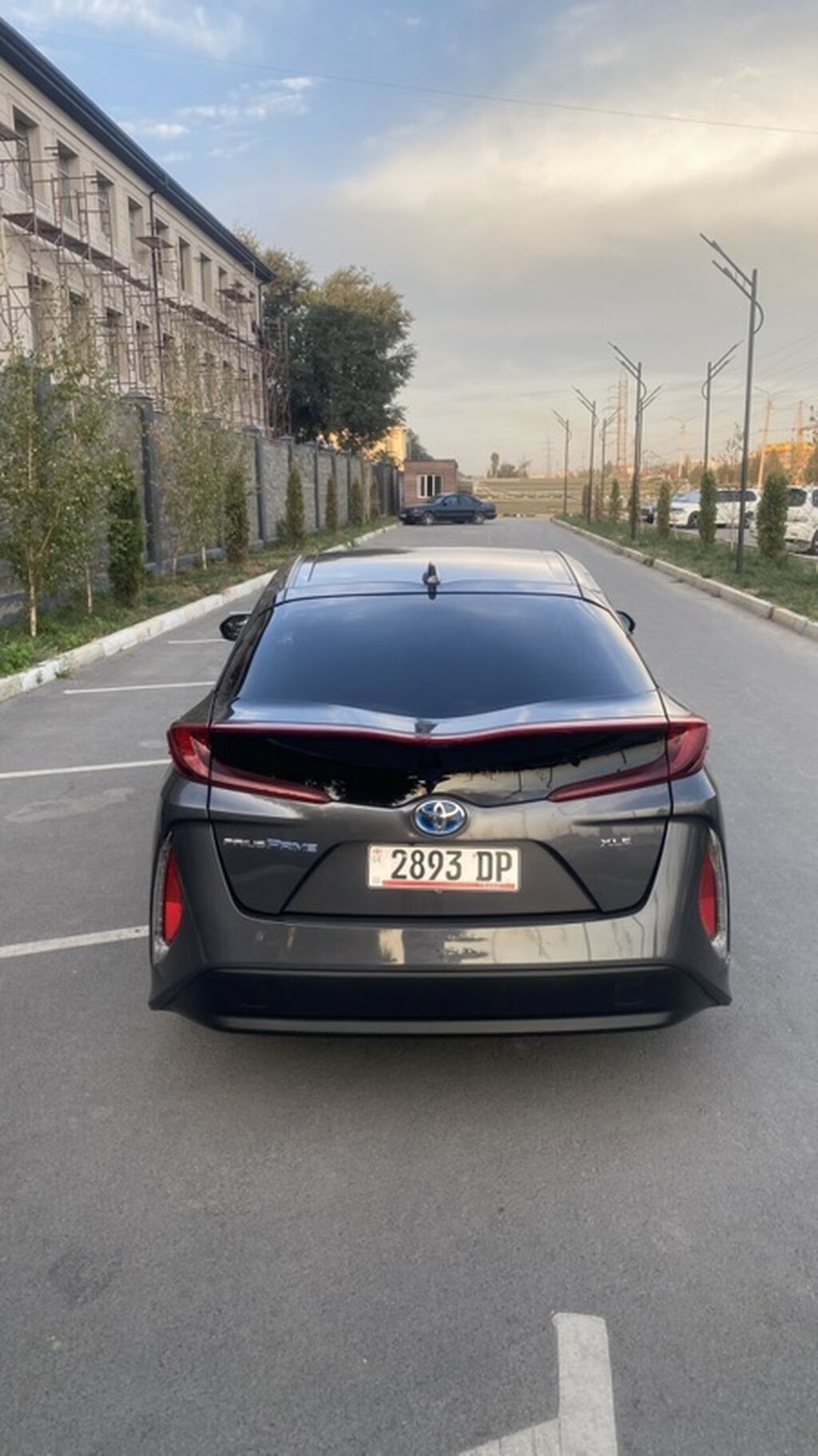 Toyota Prius: 2020 г., 1.8 л, Автомат, Гибрид, Лифтбек: фото 7