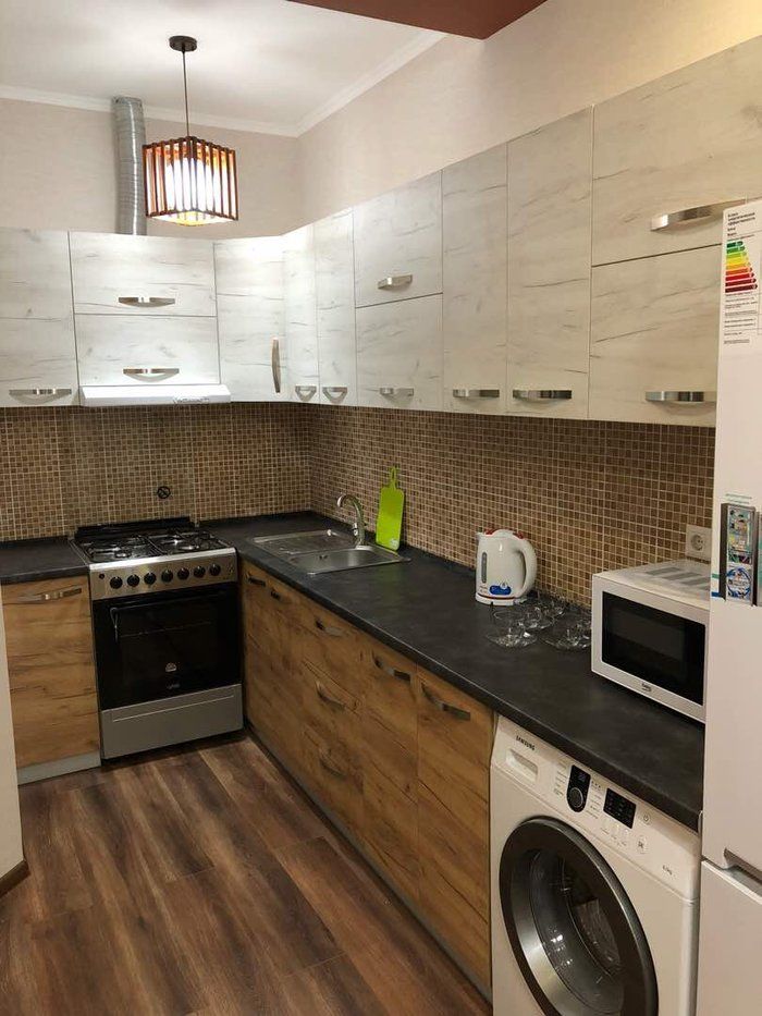 2 комнаты, Асанбай мкр, Постельное белье, Кондиционер, Парковка: фото 6