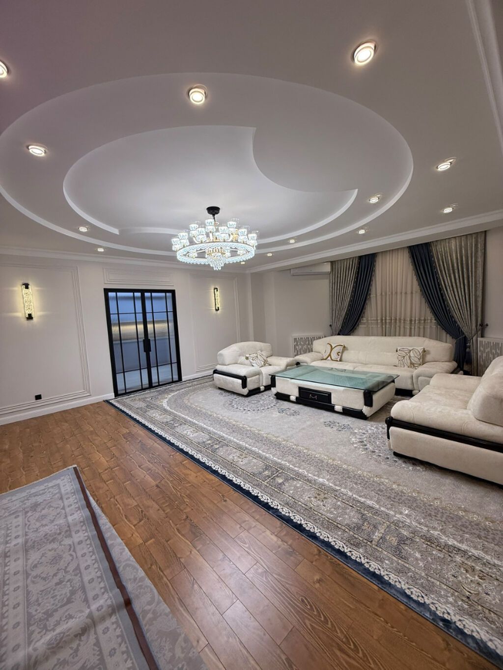 4 комнаты, 140 м², Дордой Плаза ТРЦ Элитка, 4 этаж, Дизайнерский ремонт: фото 3