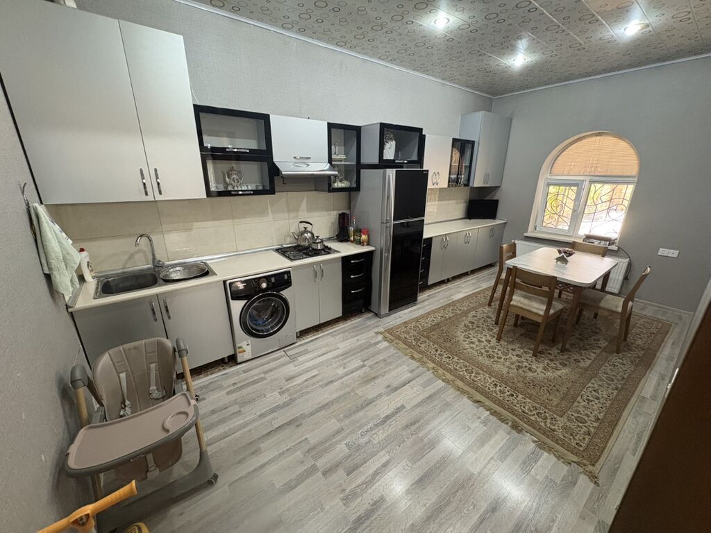 4 otaqlı, 272 kv. m, Kredit yoxdur, Orta təmir