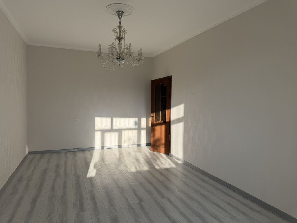 2 комнаты, 65 м², Восток-5 мкр 106 серия, 1 этаж, Свежий ремонт: фото 4