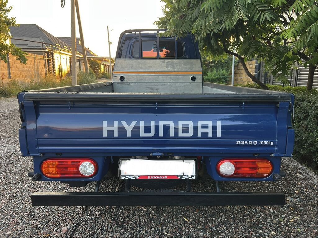 Hyundai Porter II — компактный грузовик с открытой бортовой: фото 2