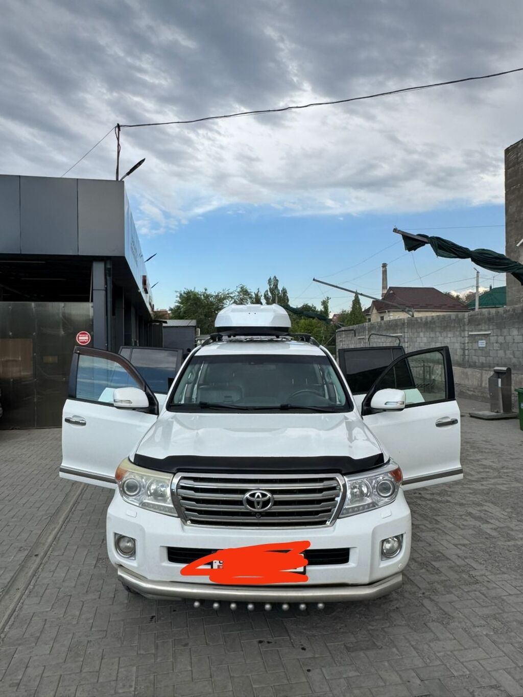 Toyota Land Cruiser: 2013 г., 4.5 л, Автомат, Дизель: фото 3