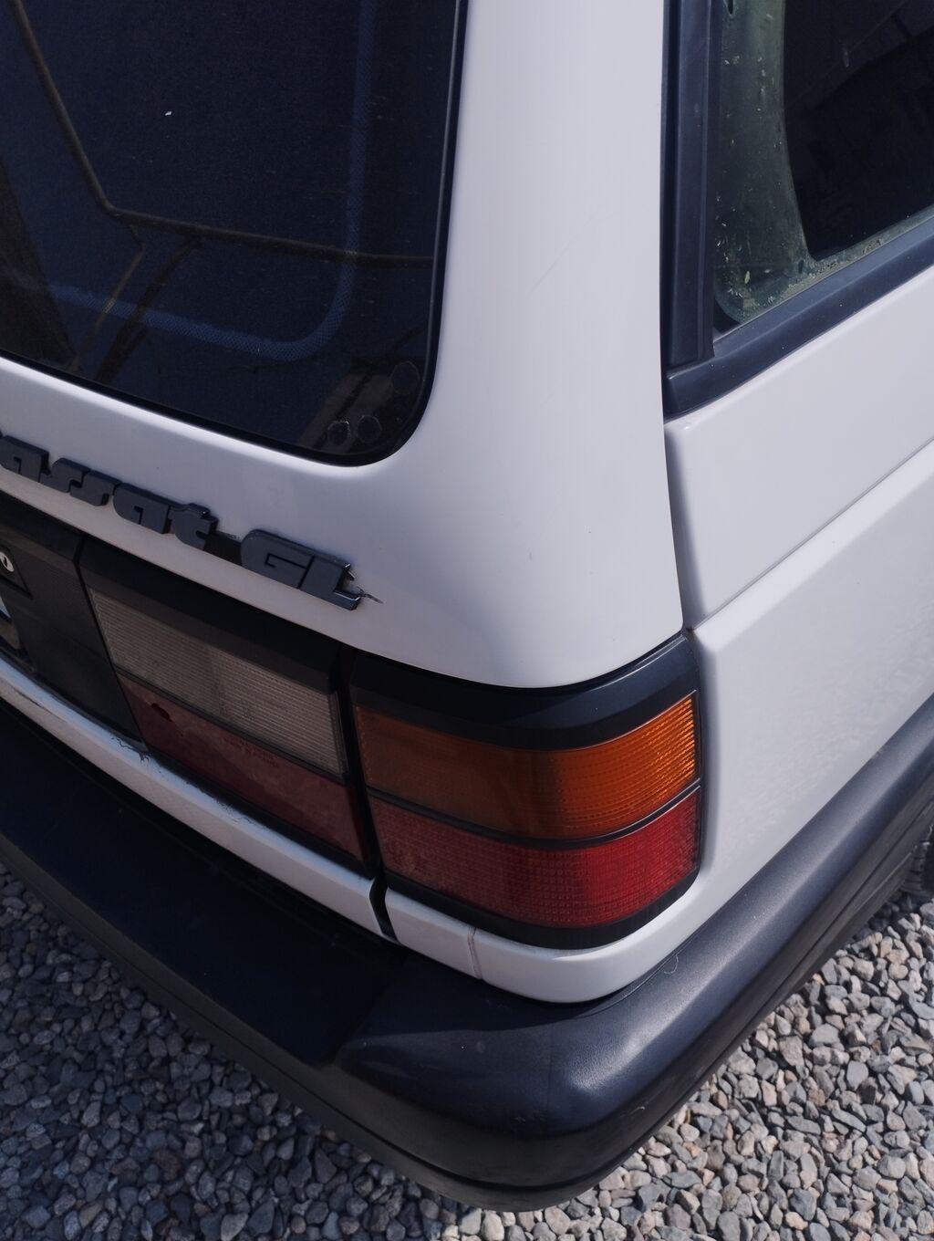 Volkswagen Passat: 1989 г., 1.8 л, Механика, Бензин, Универсал: фото 7