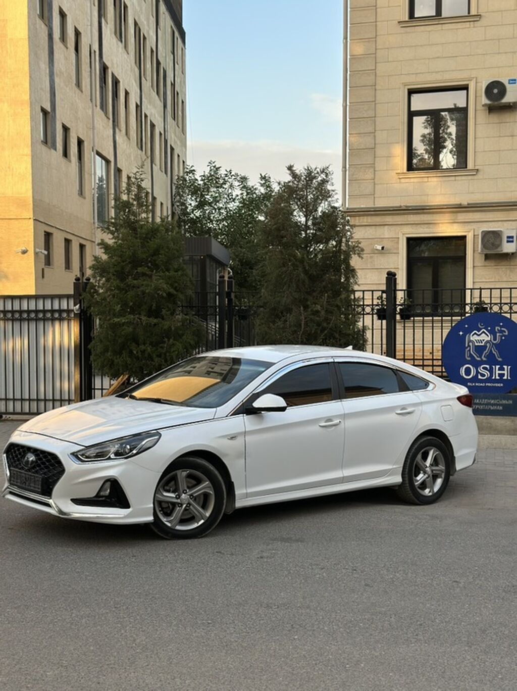Hyundai Sonata: 2019 г., 2 л, Автомат, Газ, Седан: фото 2