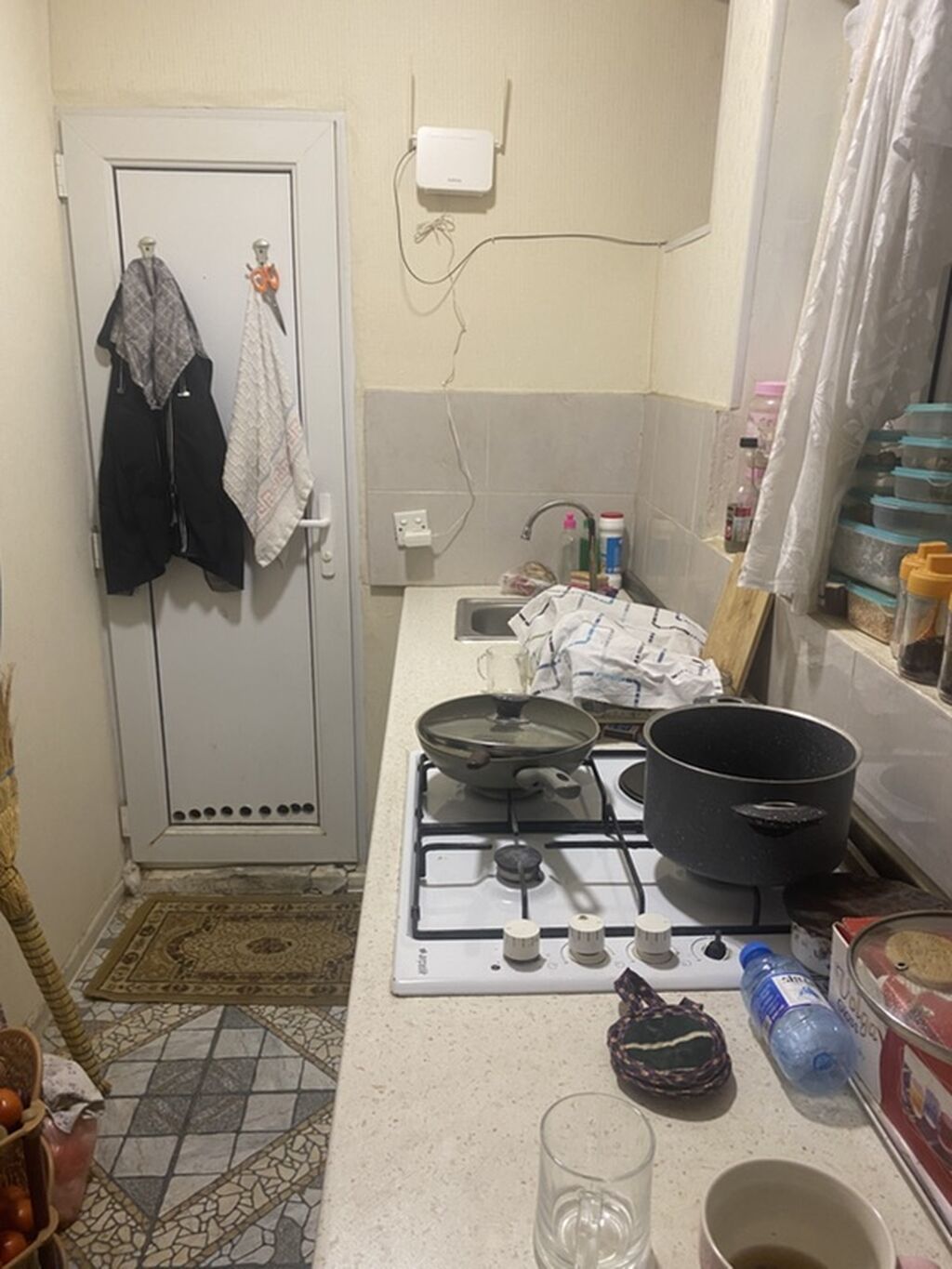 25 kv. m, 1 otaqlı, Qaz