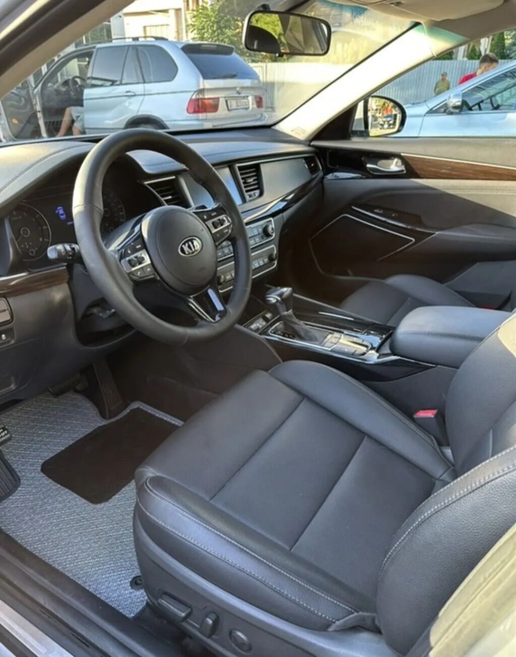 Kia K7: 2019 г., 3 л, Автомат, Газ, Седан: фото 4