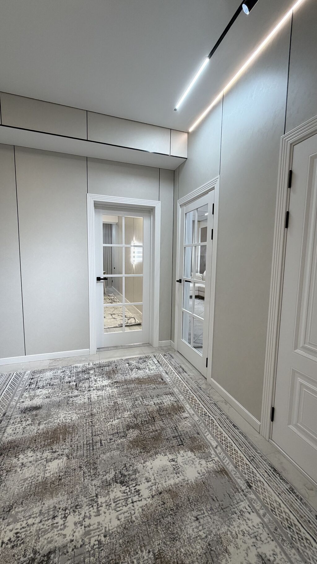 2 комнаты, 82 м², Элитка, 3 этаж, Дизайнерский ремонт: фото 2