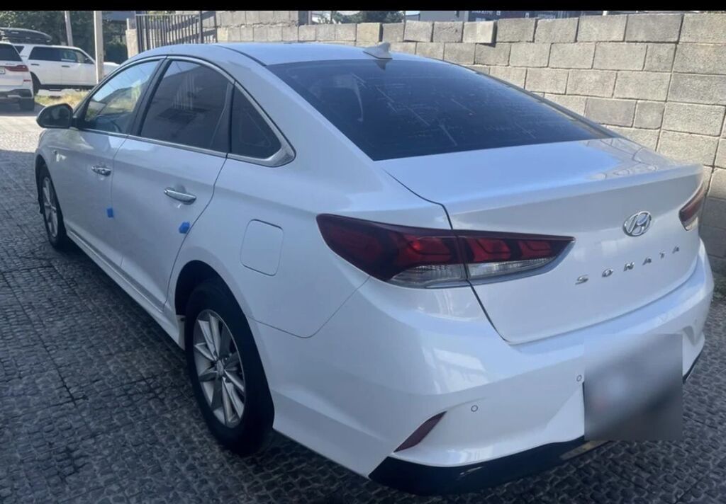 Hyundai Sonata: 2018 г., 2 л, Автомат, Газ, Седан: фото 4