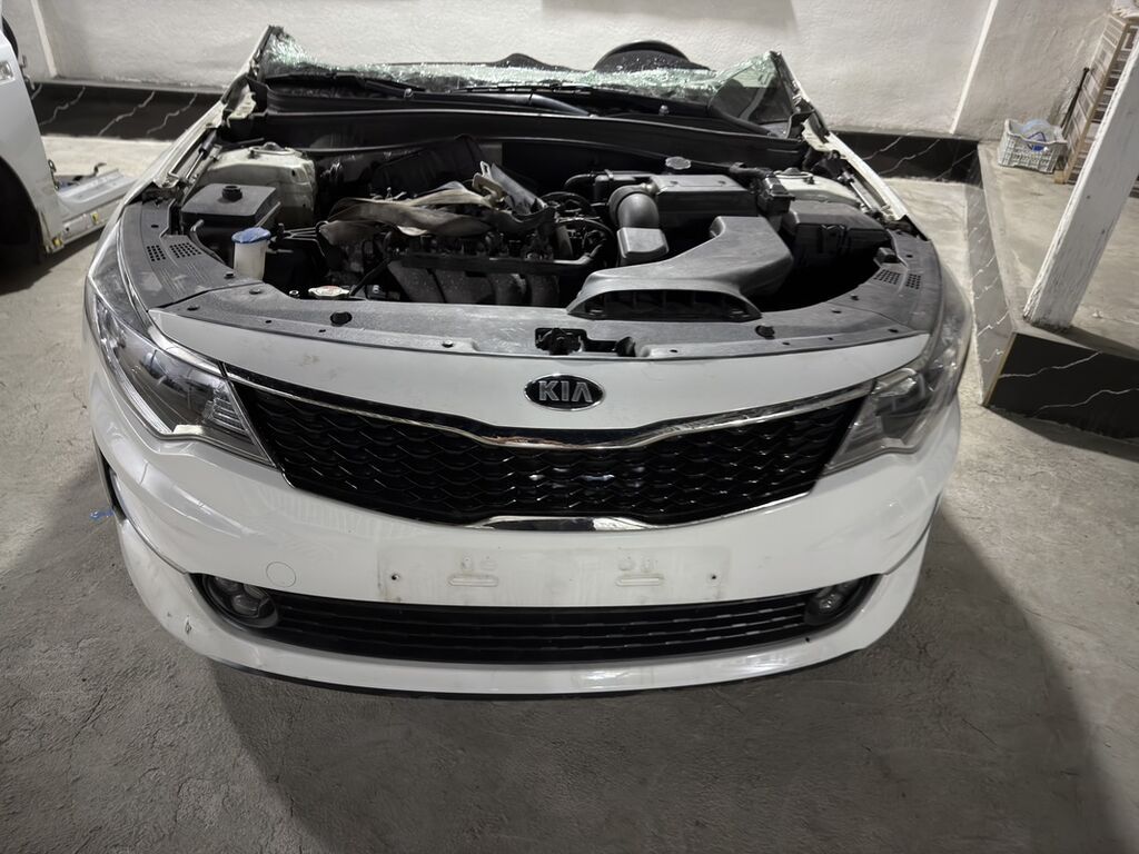 Передний клип (передняя часть кузова) kia k 5 (JF) белого цвета: фото 4