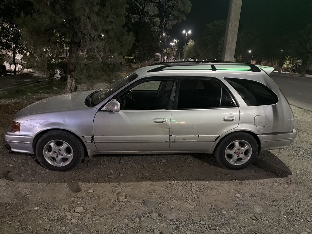 Toyota Corolla: 1997 г., 1.6 л, Автомат, Бензин, Универсал: фото 3