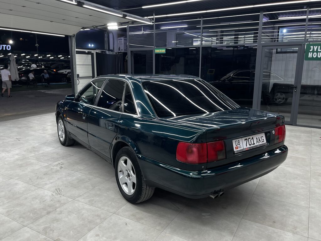 Audi A6: 1996 г., 2.6 л, Механика, Газ, Седан: фото 6