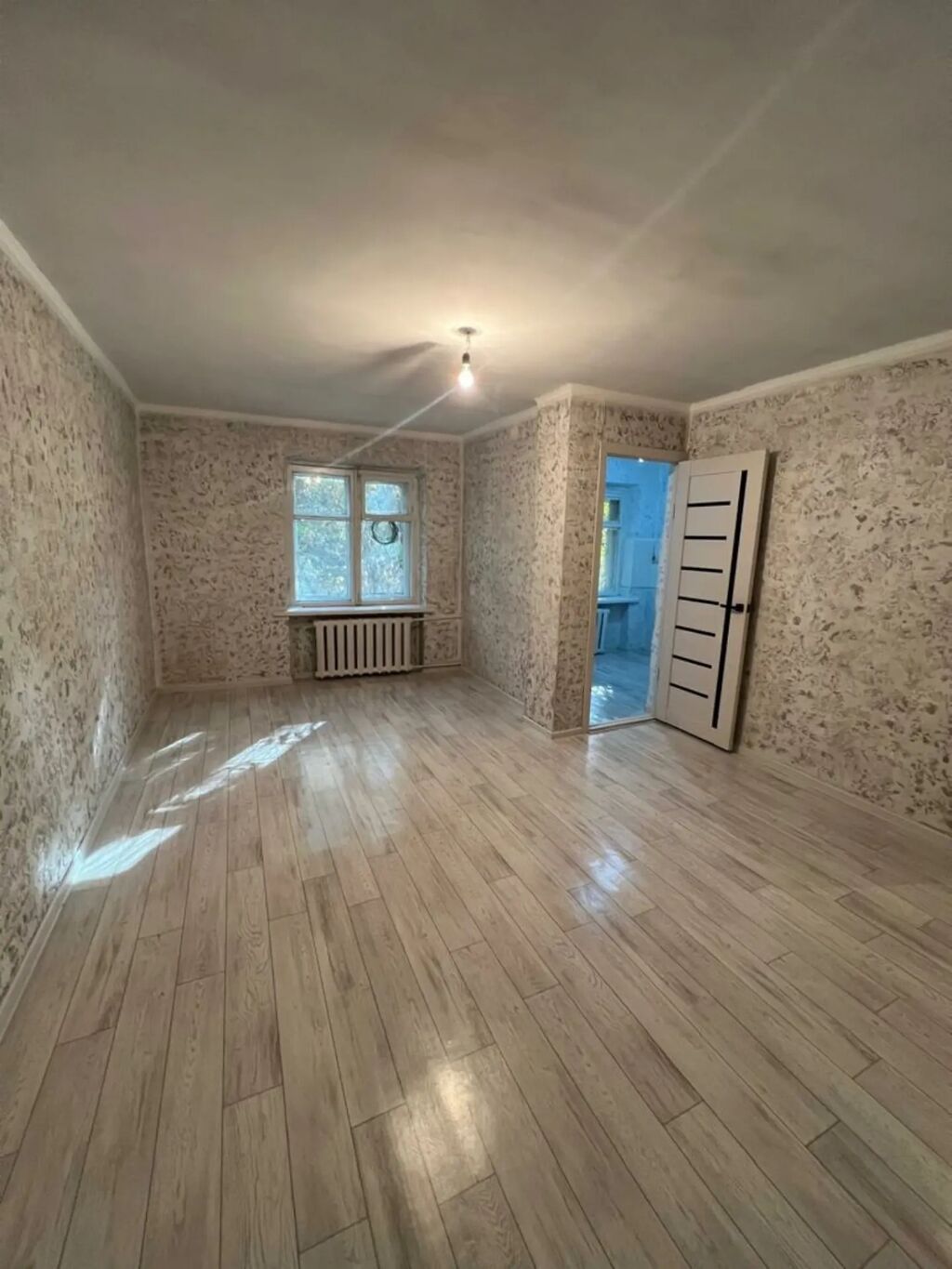 1 комната, 30 м², Ак-Кеме Хрущевка, 1 этаж, Свежий ремонт