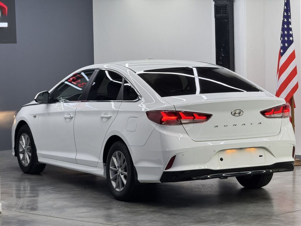 Hyundai Sonata: 2023 г., 2 л, Автомат, Газ, Седан: фото 5