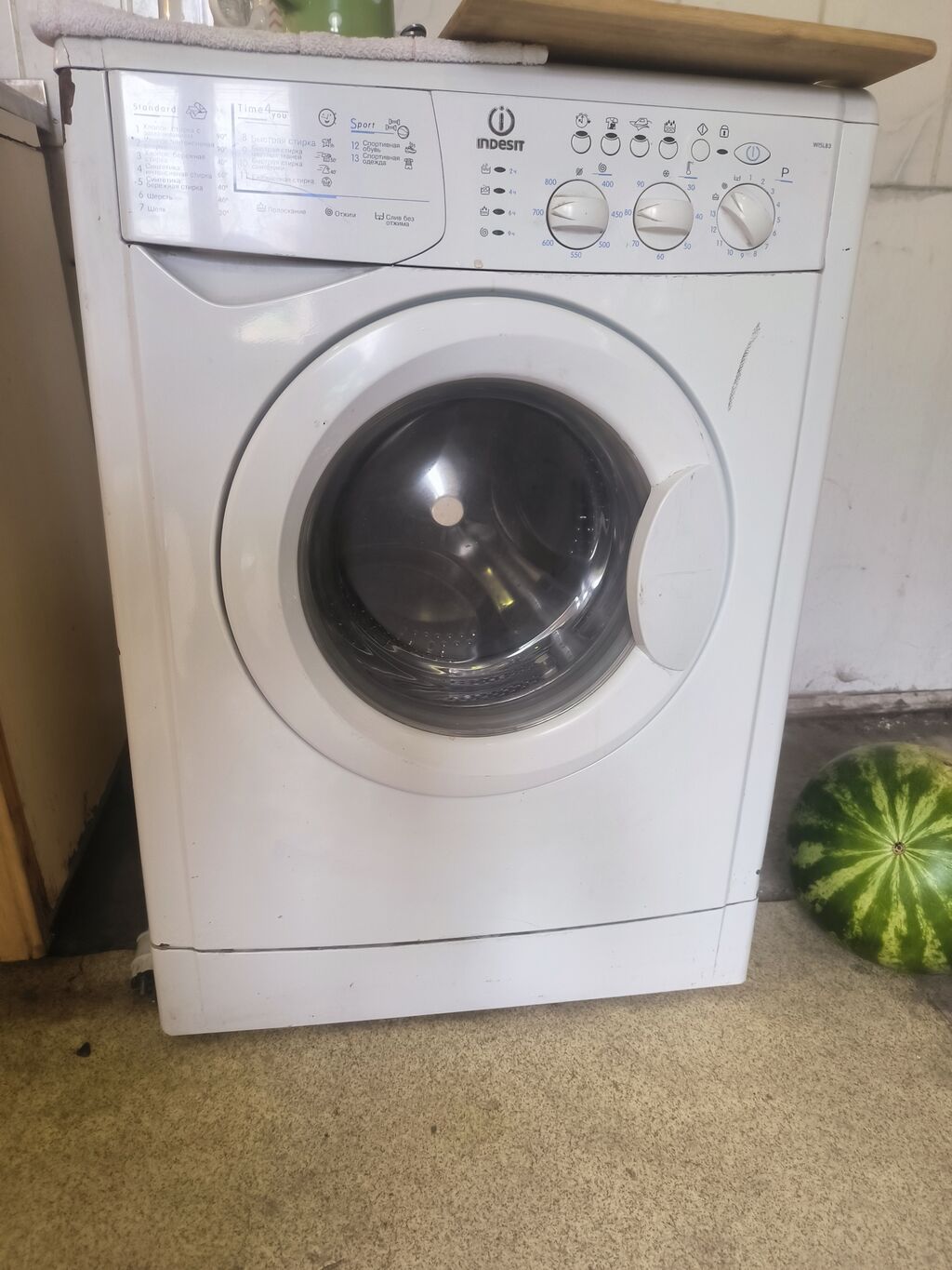 Стиральная машина Indesit фронтальная загрузка - Серия Indesit WISL — фото 1