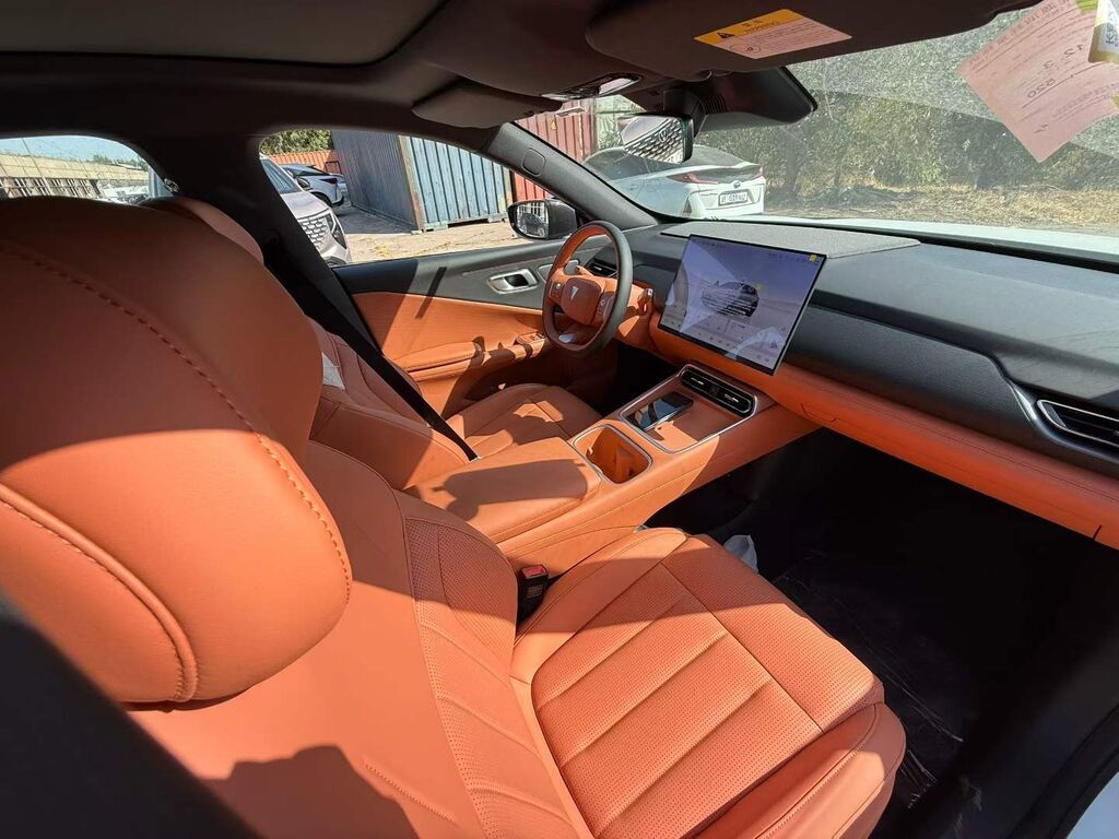Changan : 2026 г., Автомат, Электромобиль, Кроссовер: фото 7