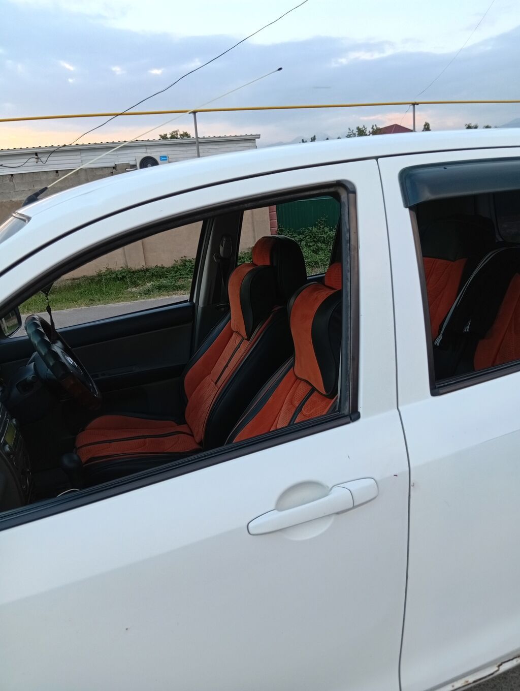 Mazda Demio: 2003 г., 1.3 л, Автомат, Бензин, Хэтчбэк: фото 7