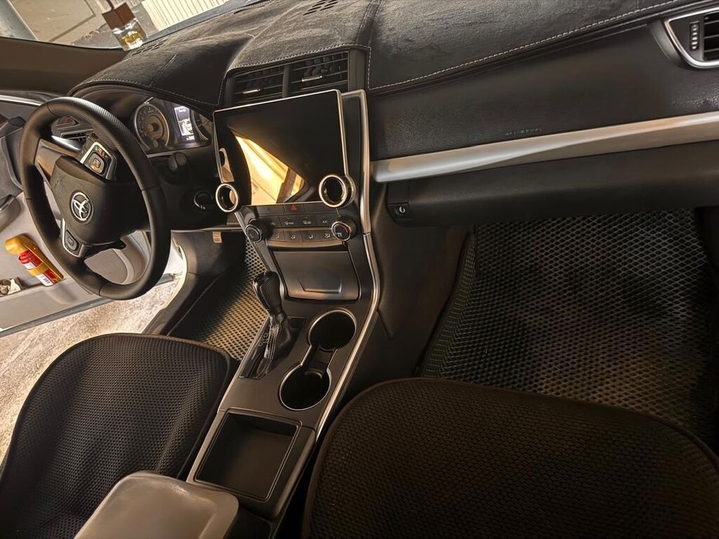 Toyota Camry: 2015 г., 2.5 л, Автомат, Бензин, Седан: фото 6