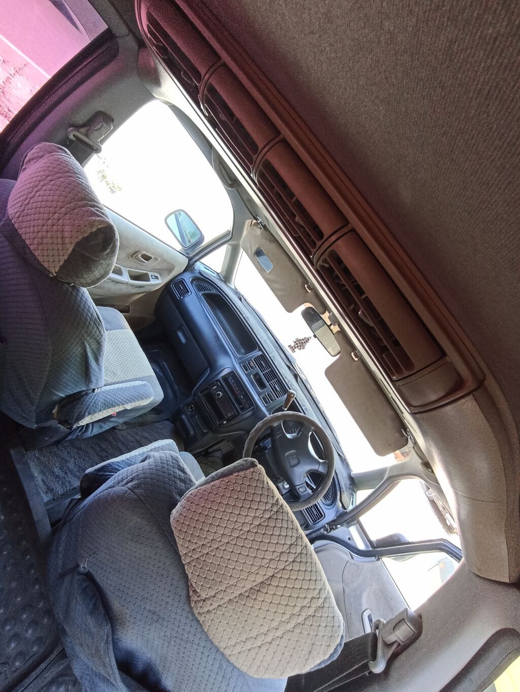 Honda Odyssey: 1996 г., 2 л, Автомат, Бензин, Минивэн: фото 7