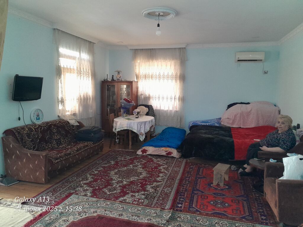 3 otaqlı, 100 kv. m, Kredit yoxdur, Orta təmir
