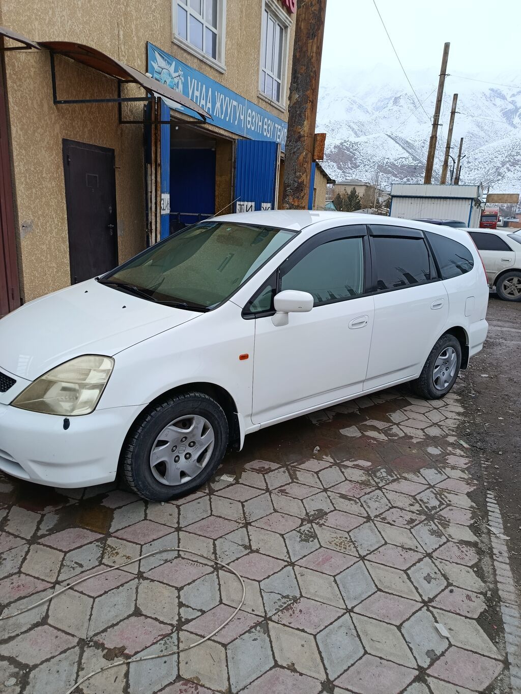Honda Stream: 2001 г., 1.7 л, Автомат, Бензин, Универсал — фото 4