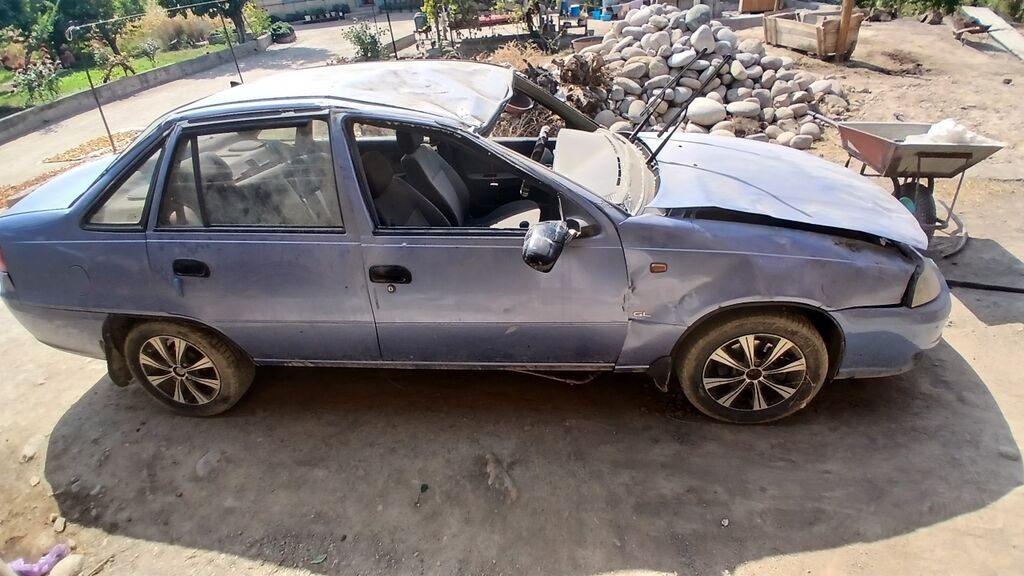 Daewoo Nexia: 2008 г., 1.5 л, Механика, Седан: фото 6