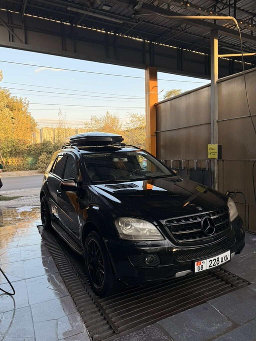 Mercedes-Benz ML-Class: 2007 г., 3.5 л, Автомат, Бензин, Кроссовер: фото 3