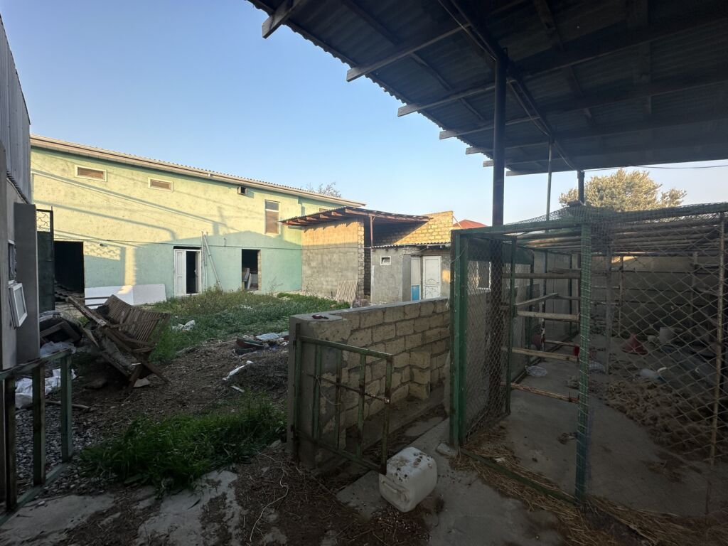 4 otaqlı, 300 kv. m, Kredit yoxdur, Orta təmir