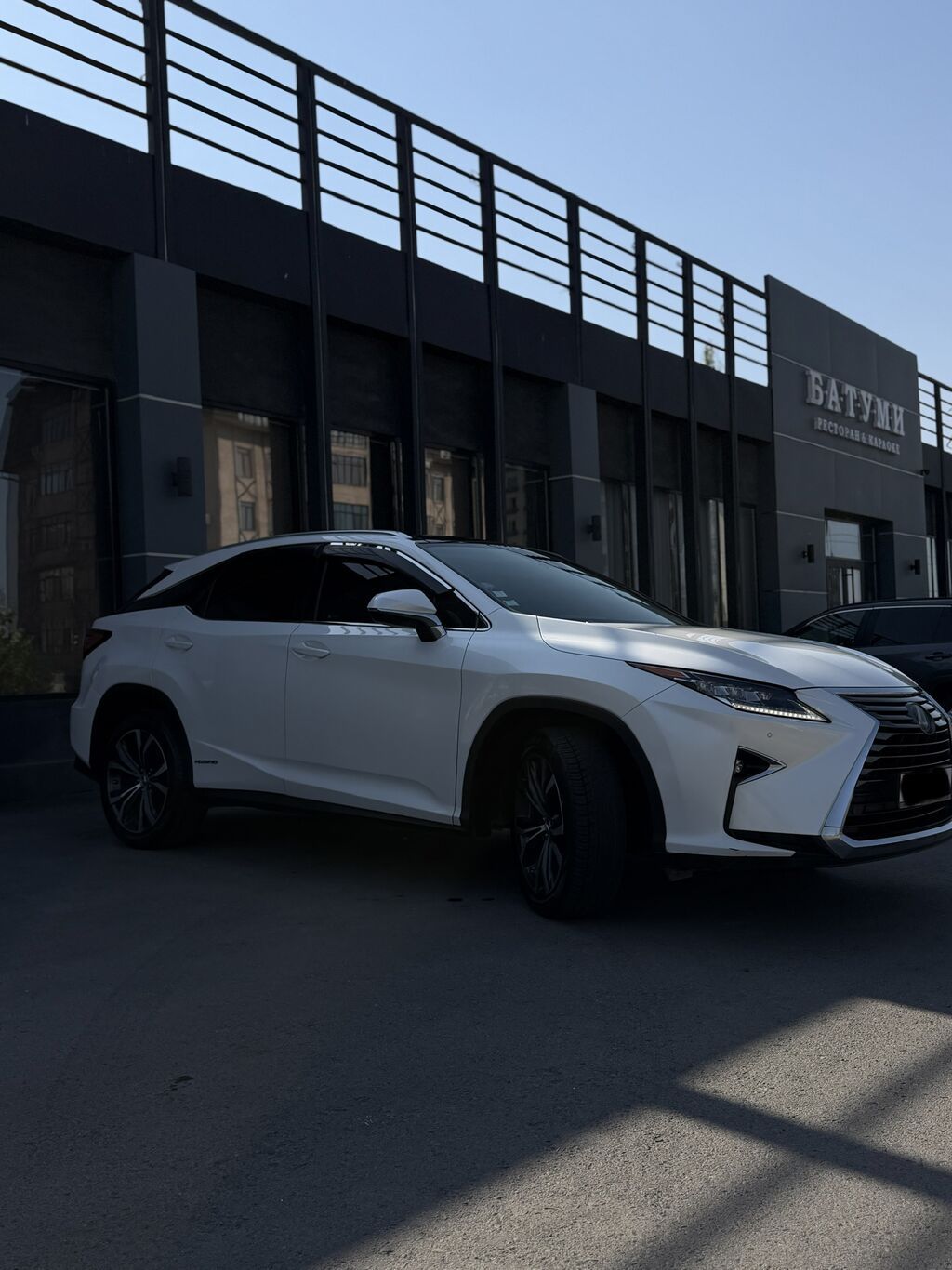 Lexus RX: 2018 г., 3.5 л, Вариатор, Гибрид, Кроссовер: фото 5
