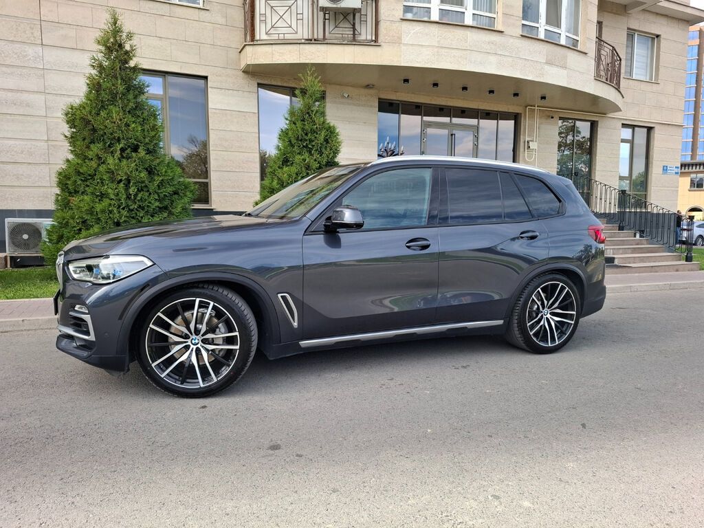BMW X5: 2019 г., Автомат, Бензин, Внедорожник: фото 3