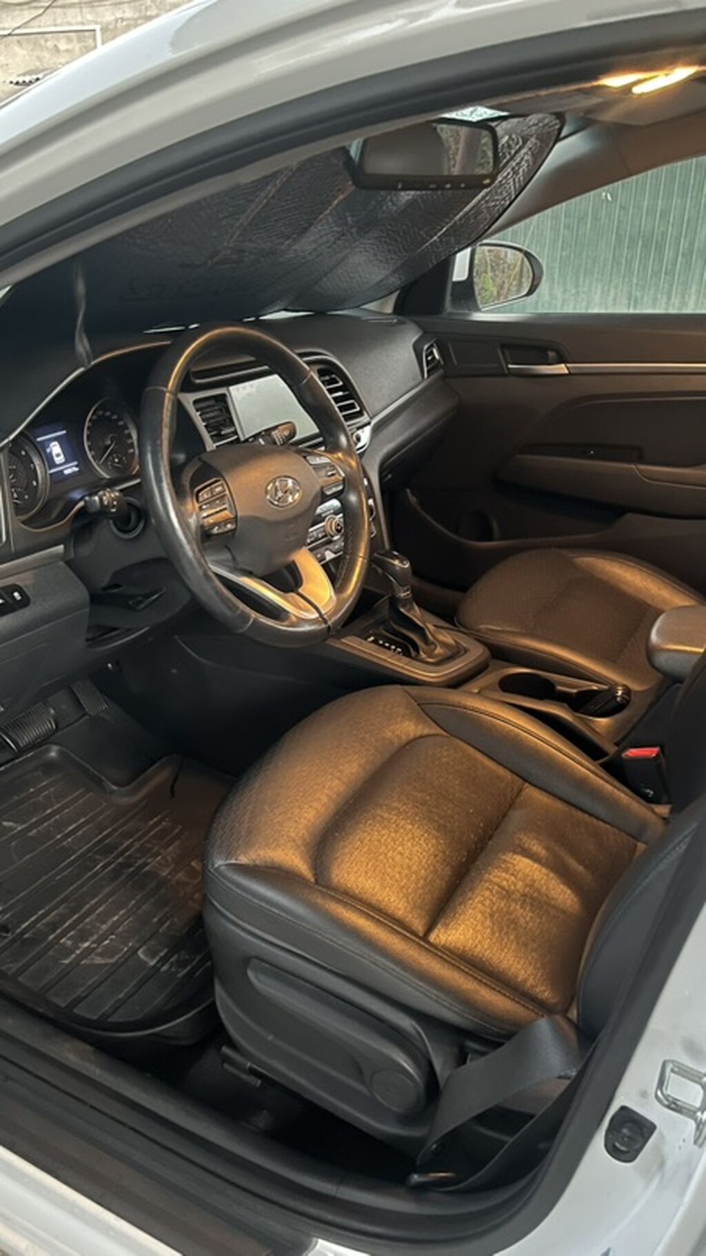 Hyundai Avante: 2019 г., 1.6 л, Автомат, Бензин, Седан: фото 3