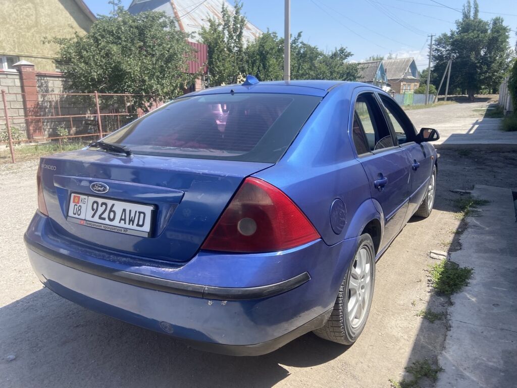 Ford Mondeo: 2001 г., Седан: фото 4