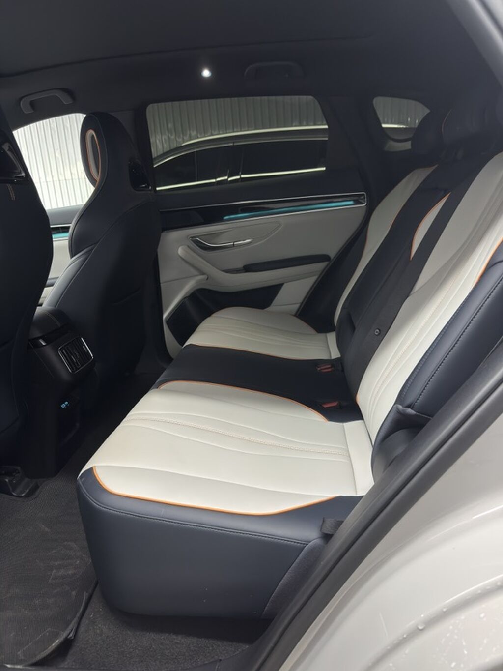 BYD Song Plus: 2024 г., Вариатор, Электромобиль, Кроссовер: фото 6