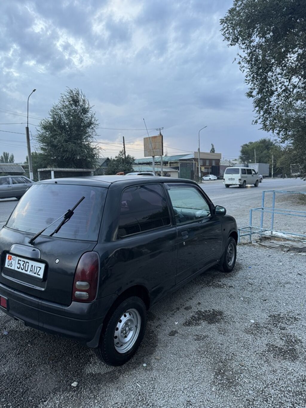 Daihatsu Cuore: 2001 г., 1 л, Механика, Бензин, Купе: фото 5