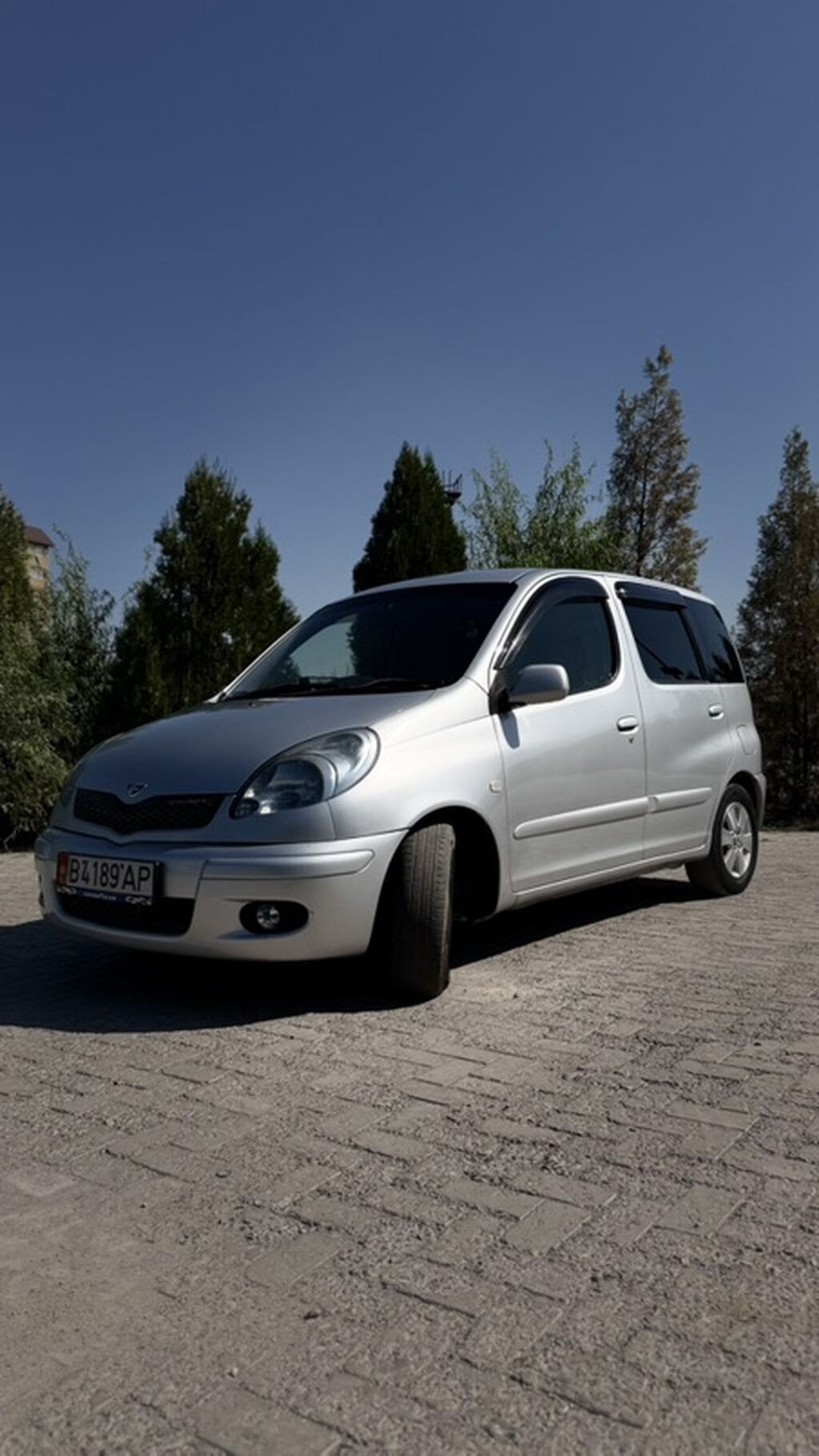 Toyota Funcargo: 2003 г., 1.3 л, Автомат, Бензин, Минивэн: фото 2
