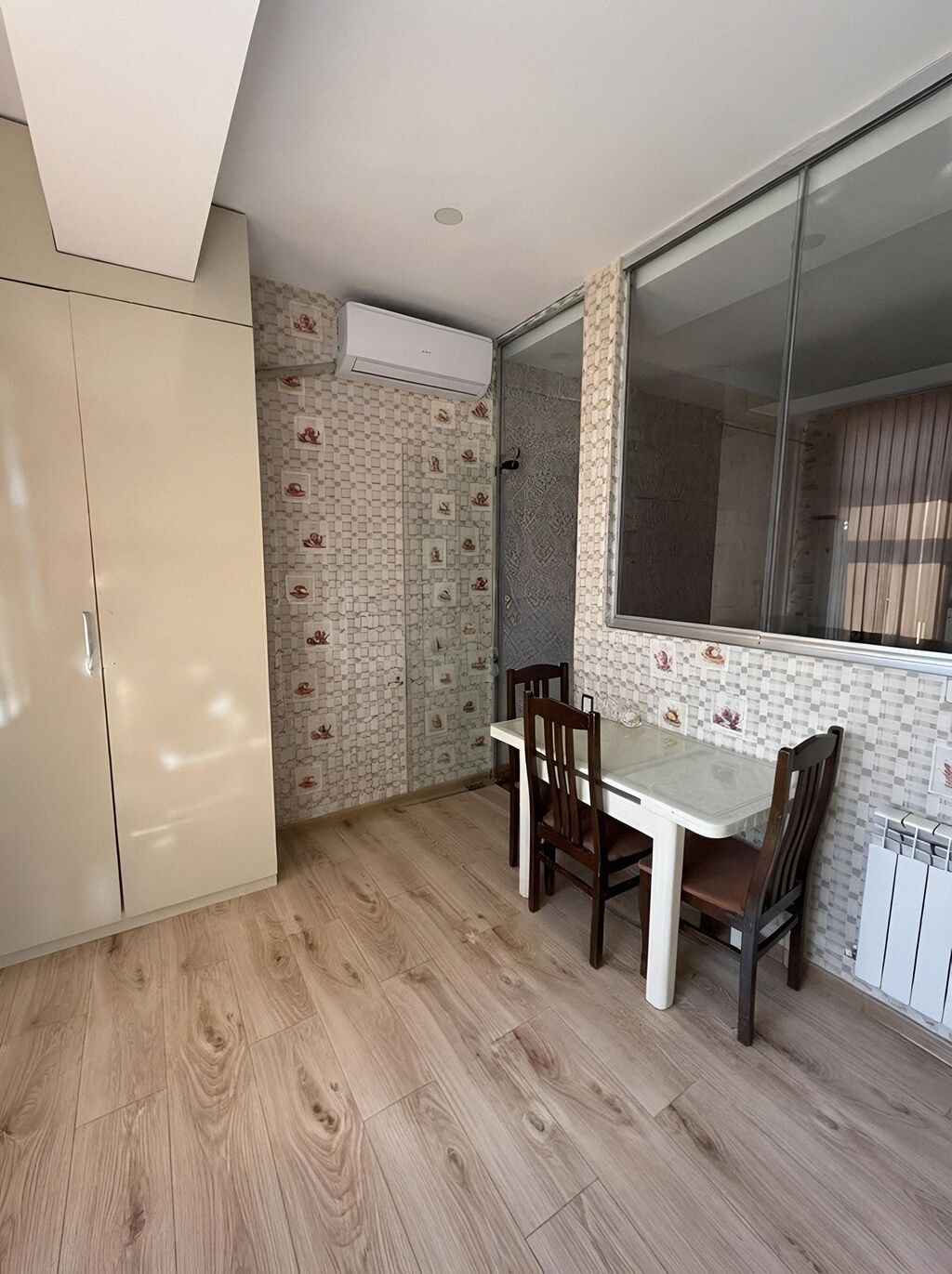 🏡 Salam, Mənzil Şamaxinkada Alibaba restoranından aşağı düşəndə Sağda