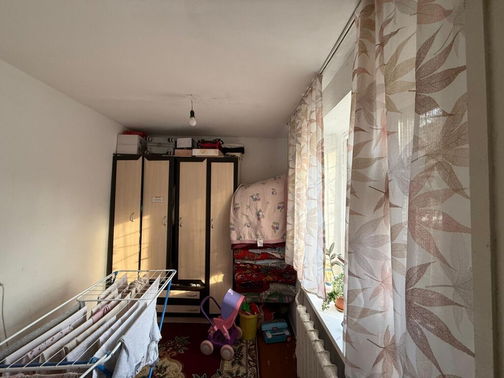 3 комнаты, 51 м², Индивидуалка, 1 этаж, Старый ремонт: фото 6