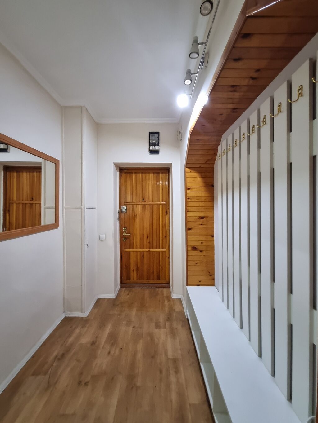 3 комнаты, 58 м², Хрущевка, 4 этаж, Косметический ремонт — фото 5