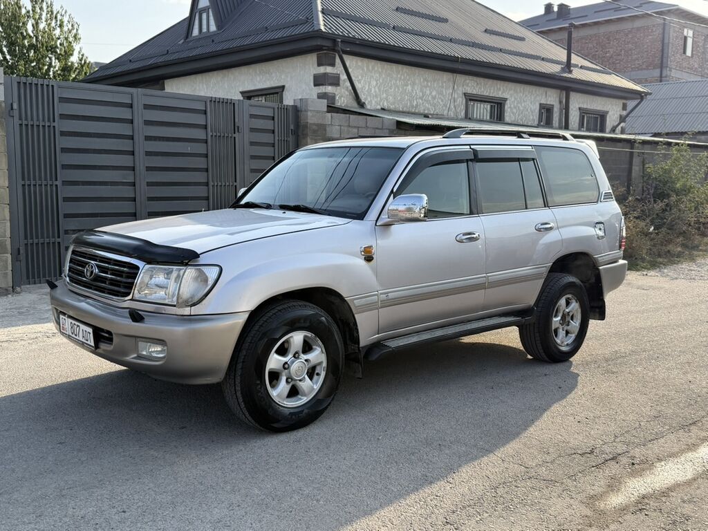 Toyota Land Cruiser: 2001 г., 4.7 л, Автомат, Газ, Внедорожник: фото 2