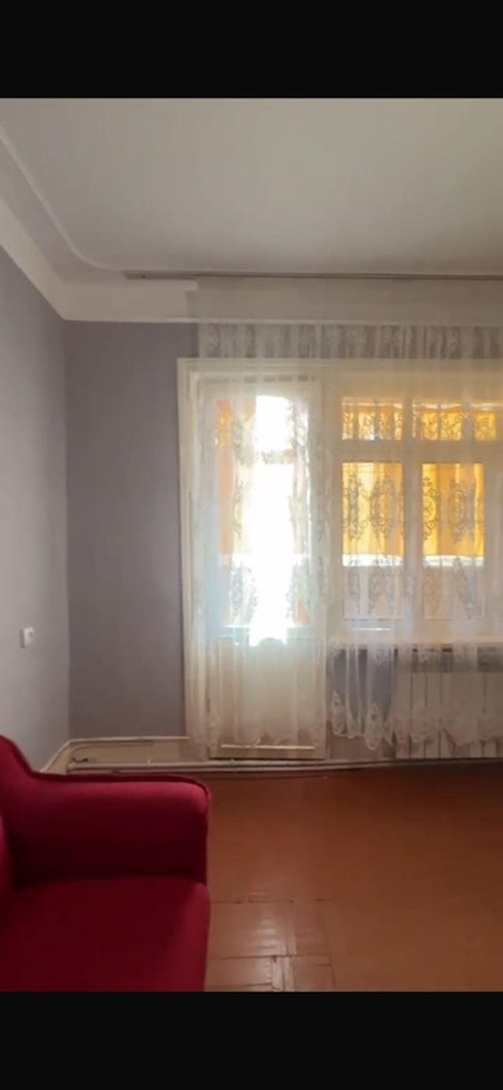 Kirayə mənzil – 2 otaqlı Plan və xüsusiyyətlər: - Geniş, işıqlı zal