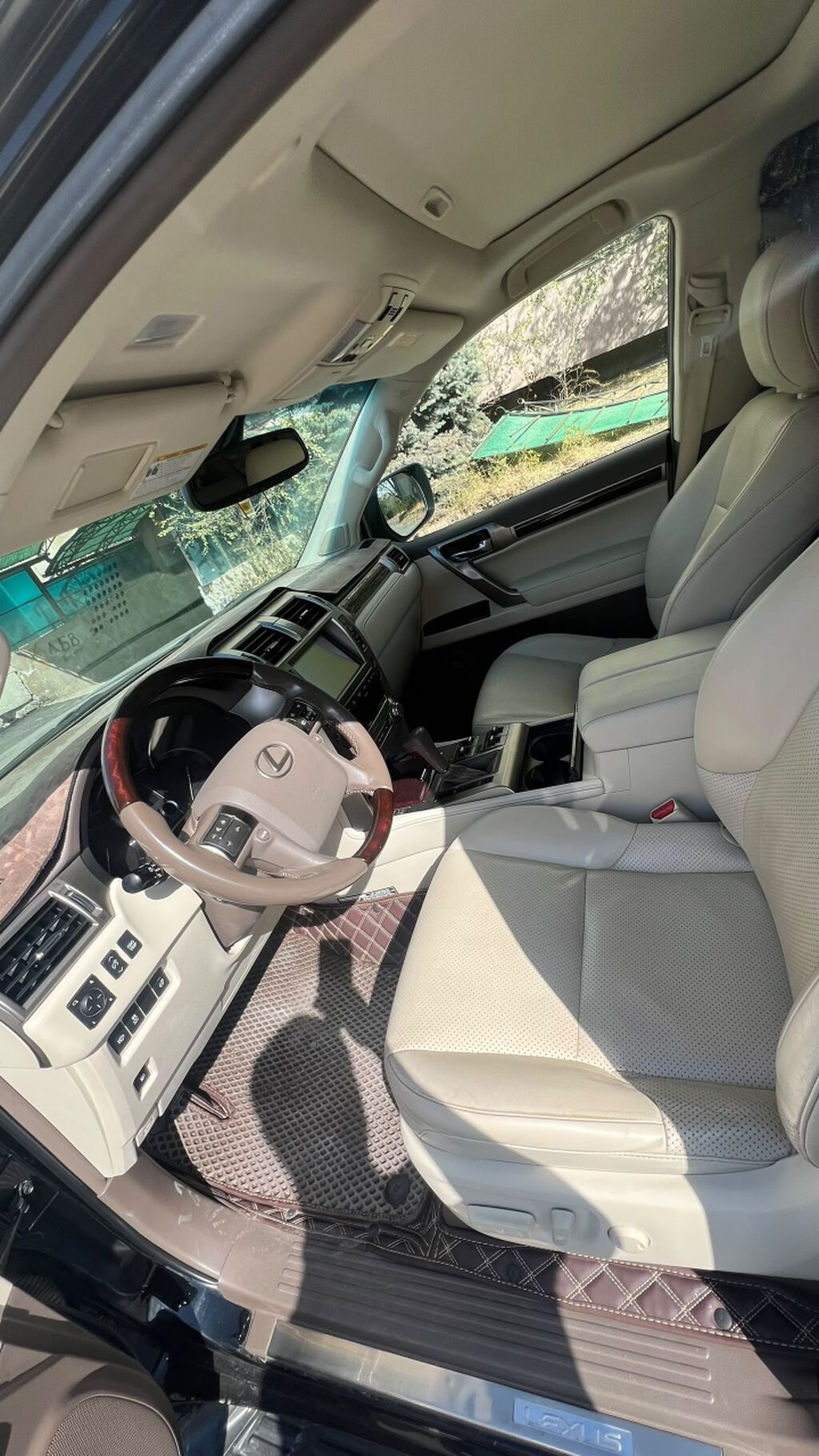 Lexus GX: 2017 г., 4.6 л, Автомат, Бензин, Внедорожник: фото 8