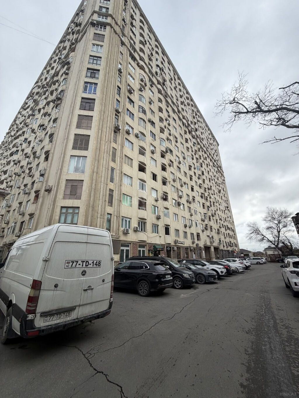 3 otaqlı, Yeni tikili, 101 kv. m