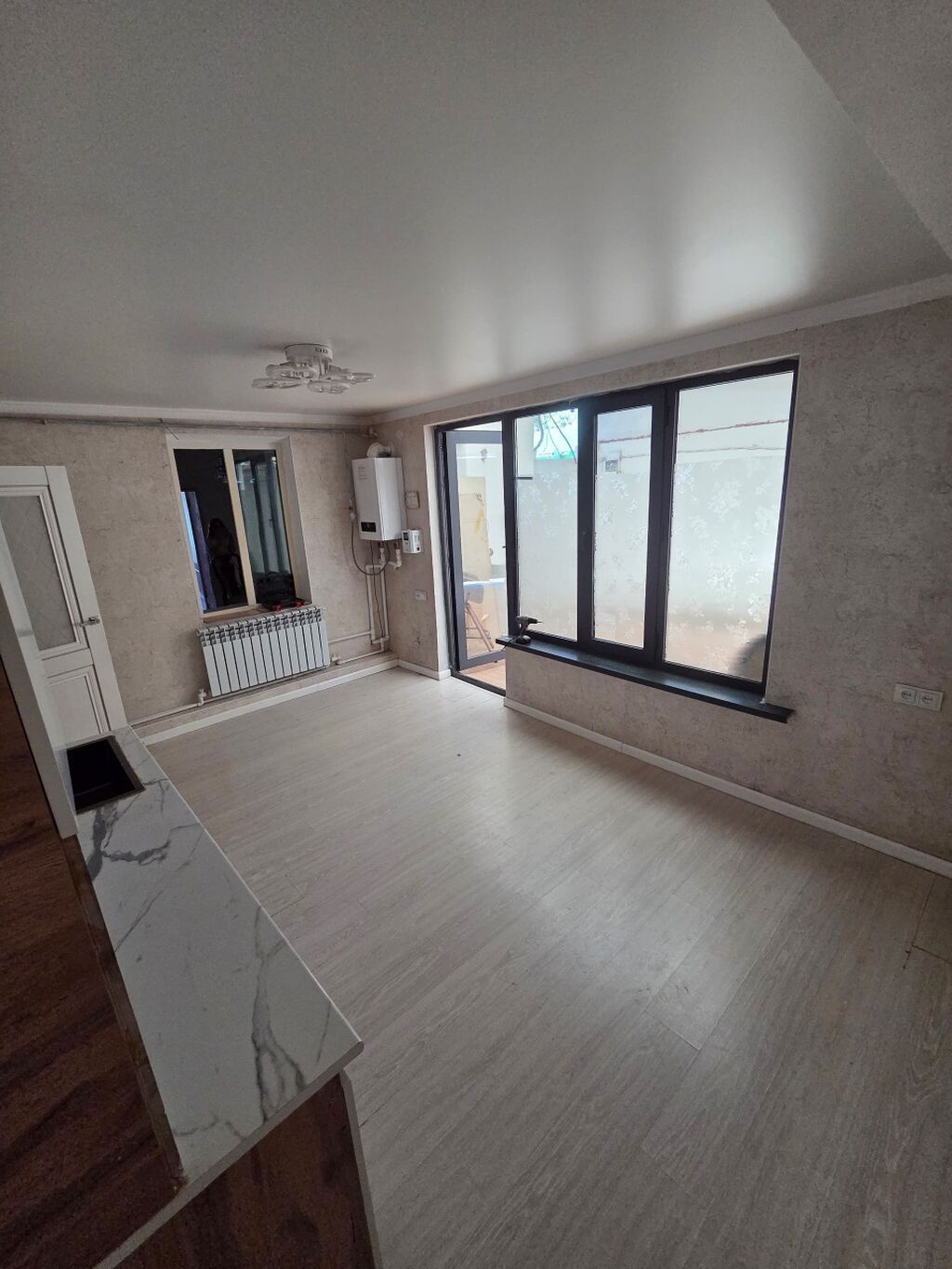 4 комнаты, 60 м², 1 соток, ул. Баялинова / Орозбекова Газ: фото 3