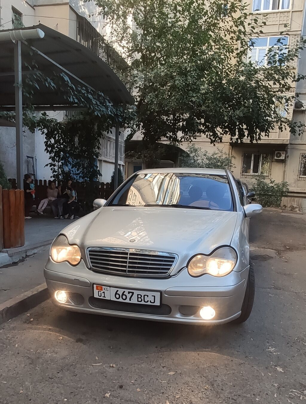 Mercedes-Benz C-Class: 2001 г., 2 л, Механика, Бензин, Седан: фото 3