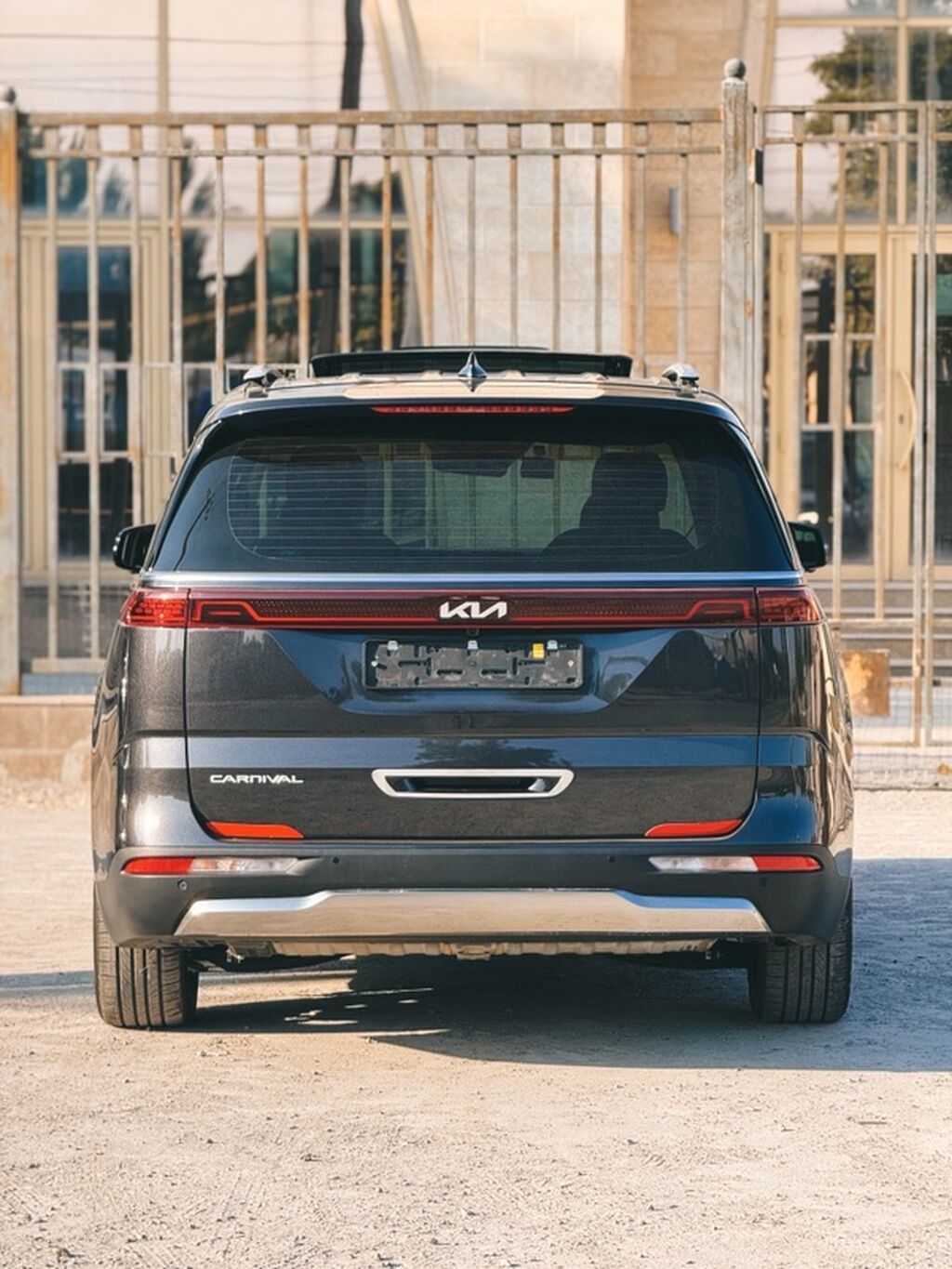 Kia Carnival: 2021 г., 2.2 л, Автомат, Дизель, Минивэн: фото 2