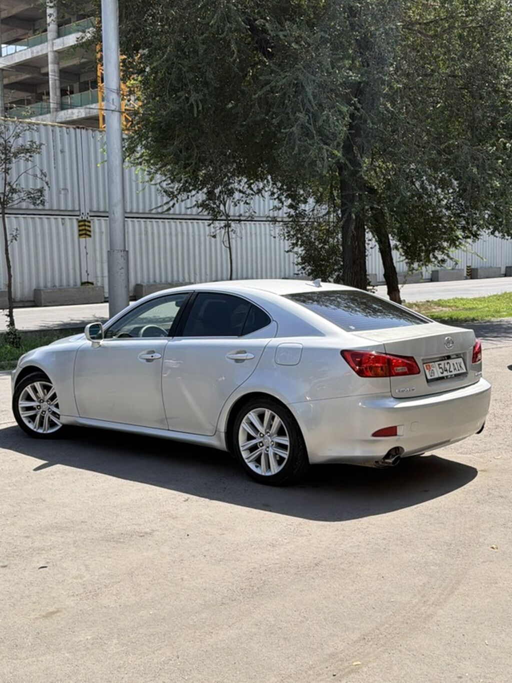 Lexus IS: 2006 г., 2.5 л, Автомат, Бензин, Седан: фото 2
