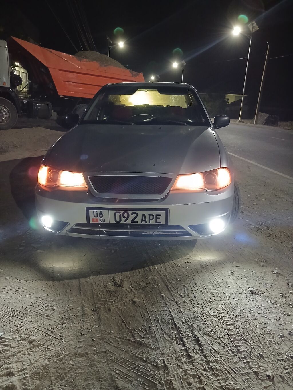 Daewoo Nexia: 2011 г., 1.5 л, Механика, Бензин, Седан: фото 2
