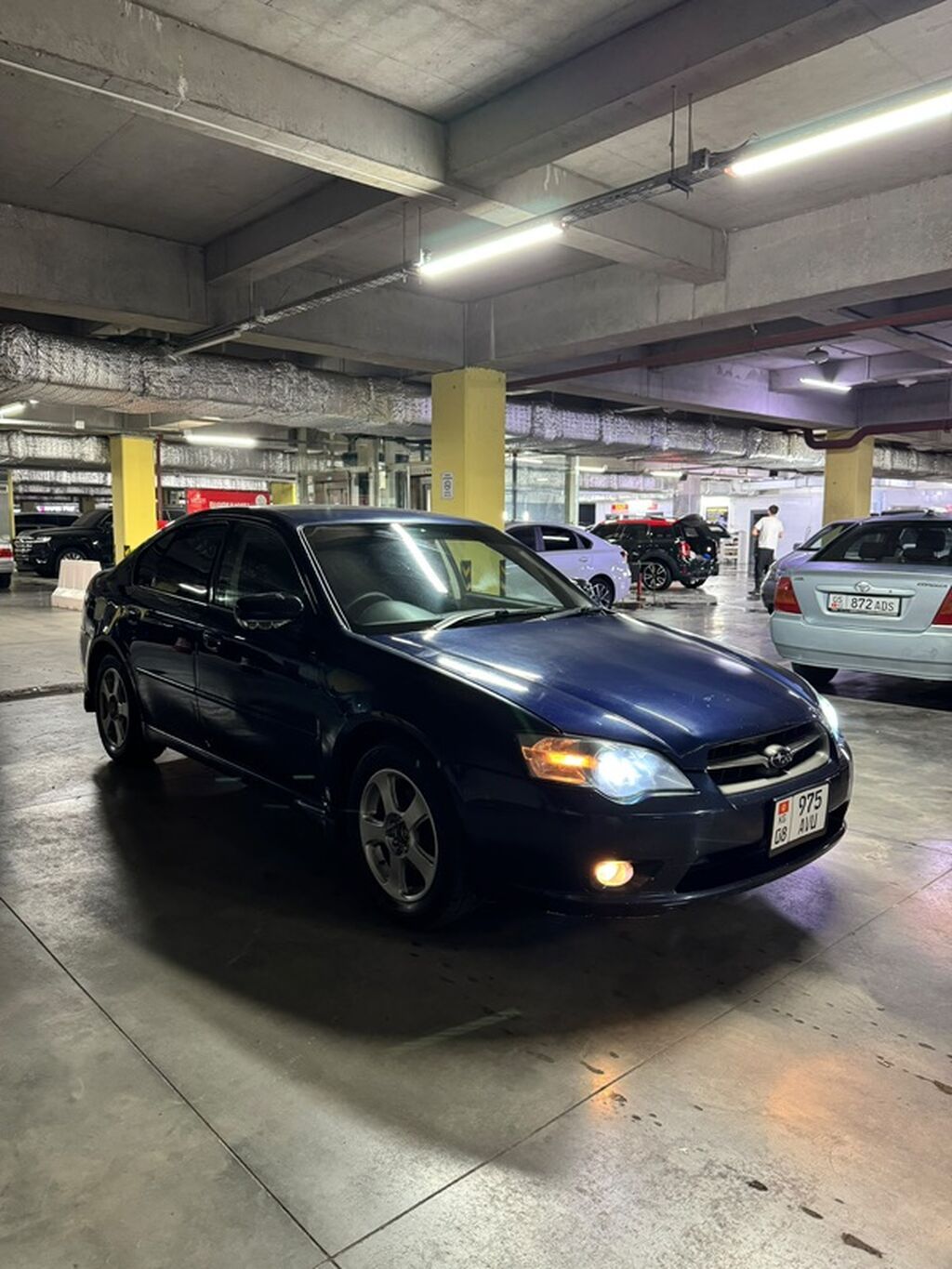 Subaru Legacy: 2004 г., Седан: фото 2