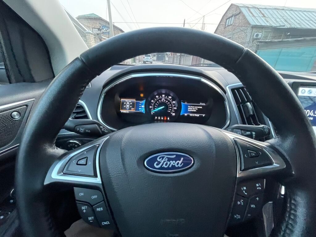 Ford Edge: 2021 г., 2 л, Автомат, Бензин, Кроссовер: фото 3