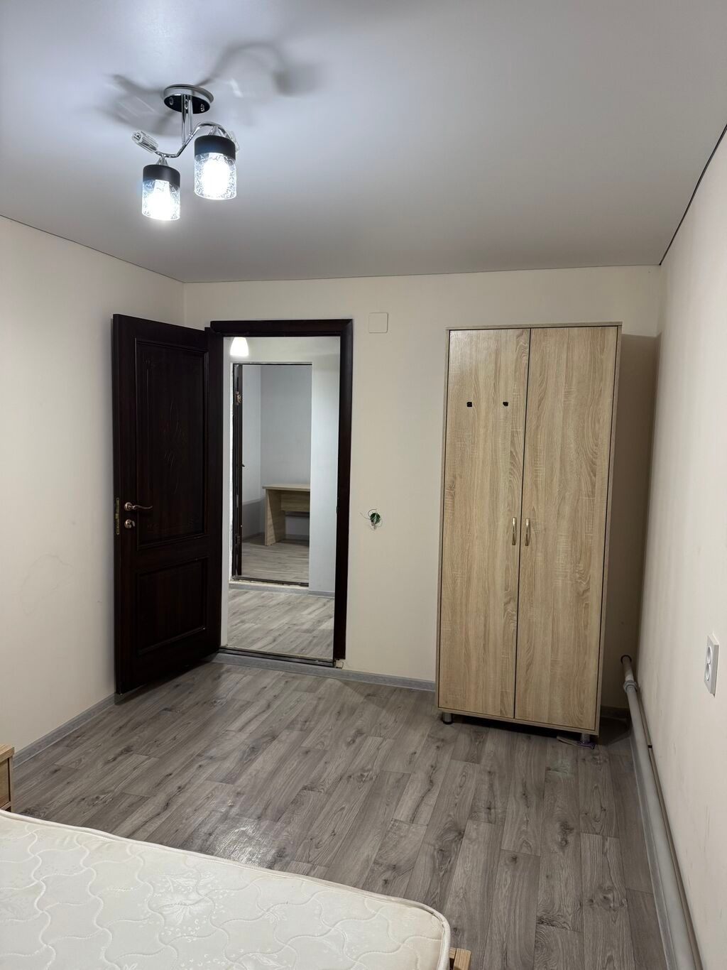 Сдаю 1 комнатную квартиру, в ж-м Кок-жар по ул. Арстанбап 84, только: фото 3